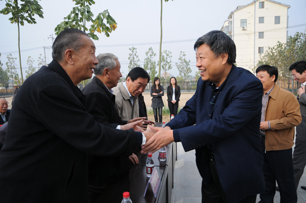 我县召开庆祝“九九”重阳节老干部大会