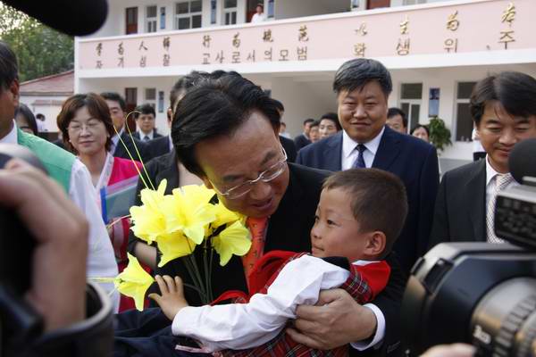 吴堂村中韩21世纪新村小学竣工投入使用