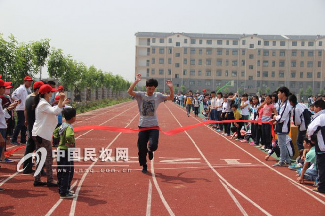 民权县南华学校举办第二届春季学生运动会